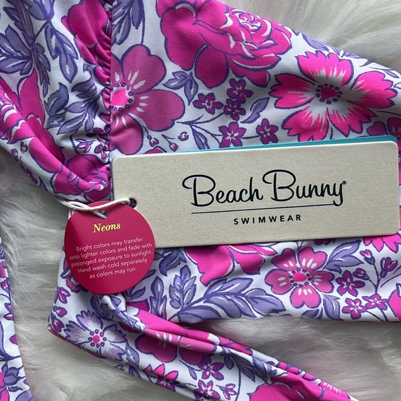 🆕 Beach Bunny Tula Swim Bandeau Top Size XL Floral Pink Purple - Picture 8 of 11
